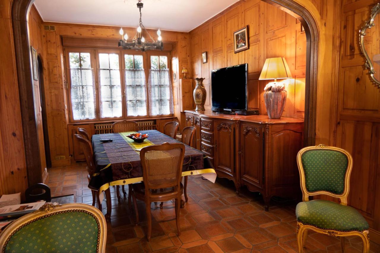 maison sans vis à vis dans centre historique Villa Terrasson Esterno foto