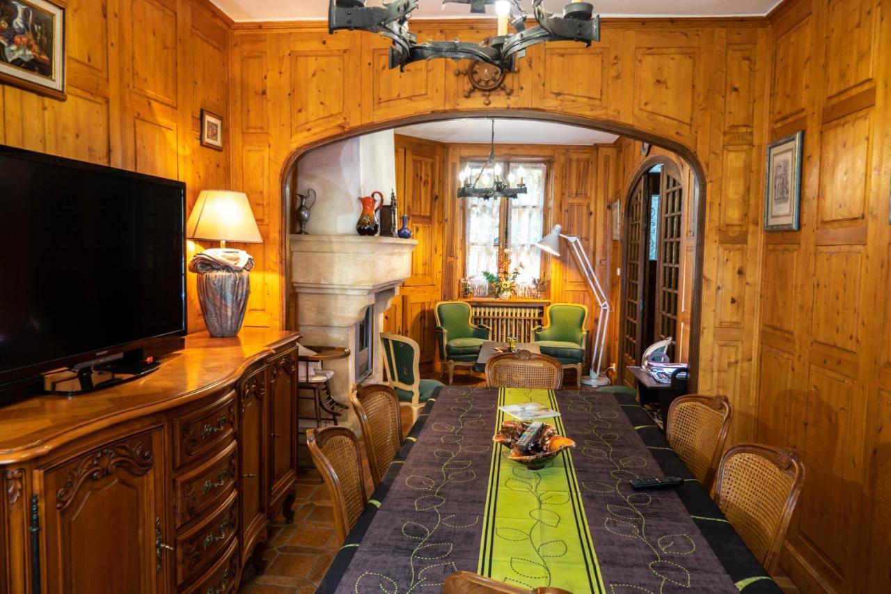 maison sans vis à vis dans centre historique Villa Terrasson Esterno foto