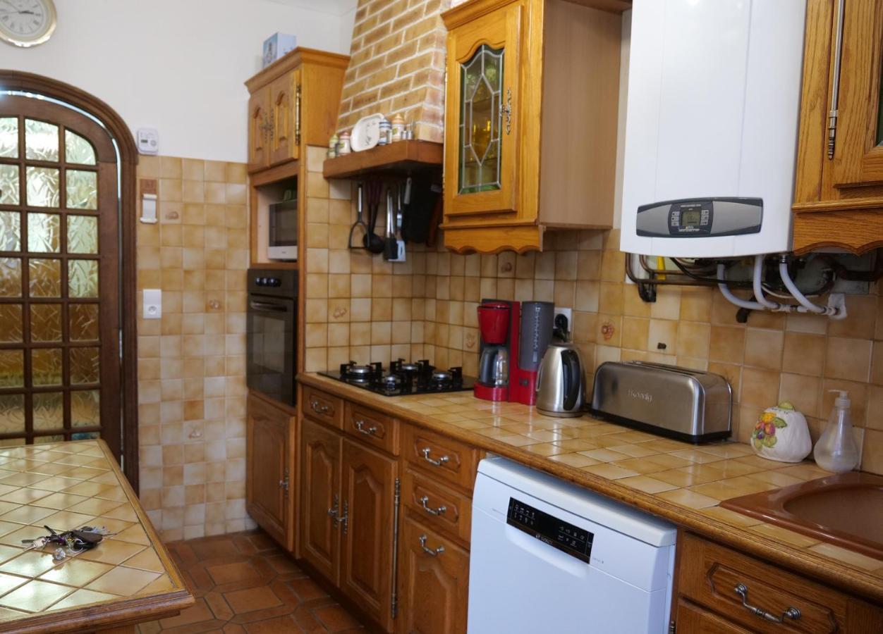 maison sans vis à vis dans centre historique Villa Terrasson Esterno foto