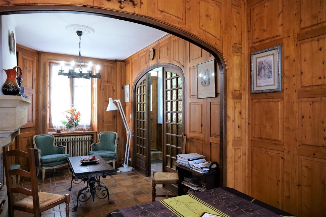 maison sans vis à vis dans centre historique Villa Terrasson Esterno foto