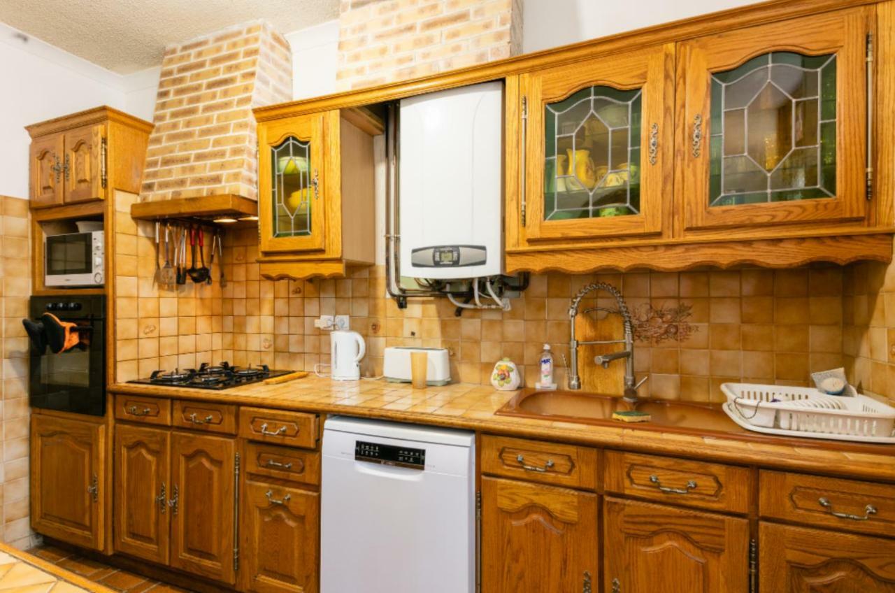 maison sans vis à vis dans centre historique Villa Terrasson Esterno foto